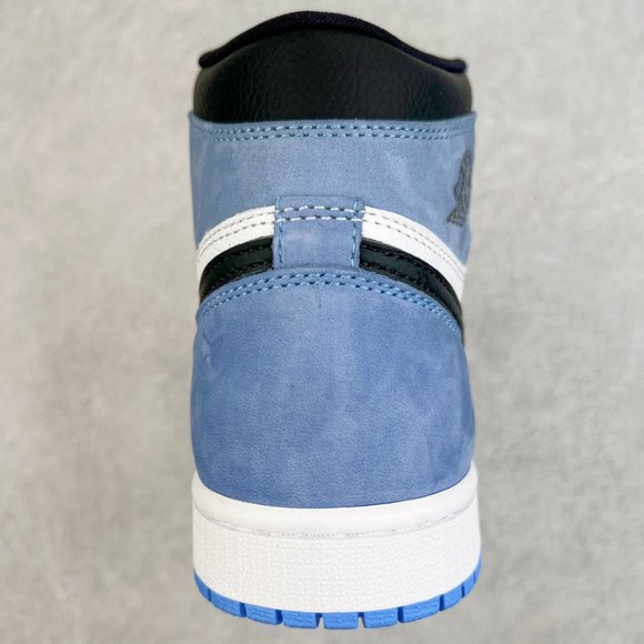 Air Jordan 1 mid